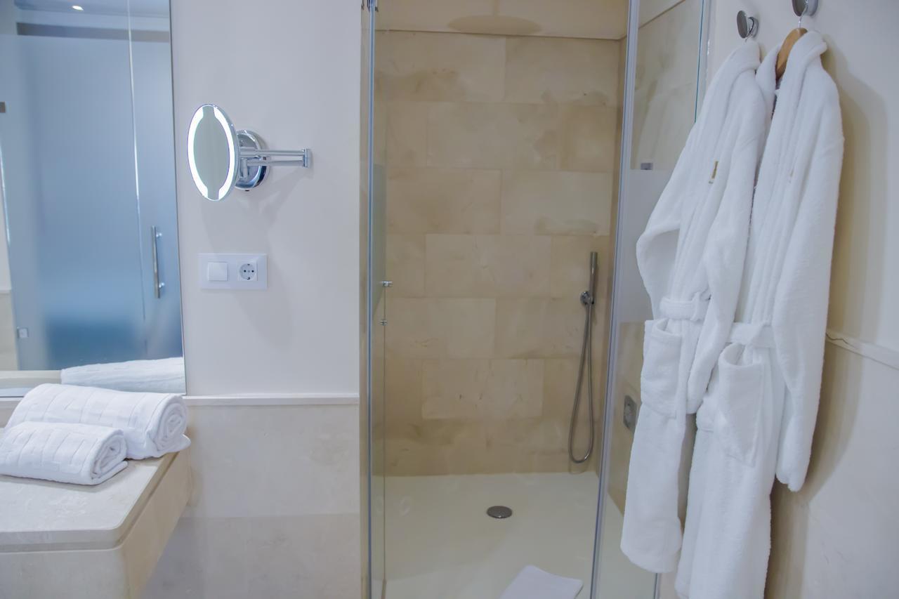 Deluxe Double Spa Bath,543300345:JPEG